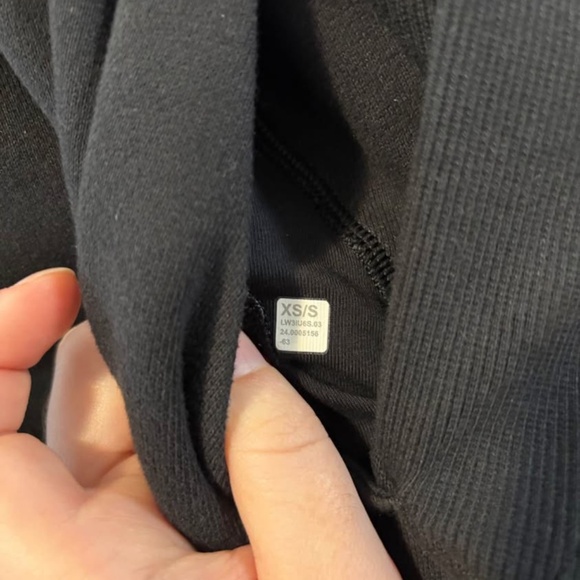 Lululemon Scuba Oversized Side-Slit Hoodie - Picture 3 of 3